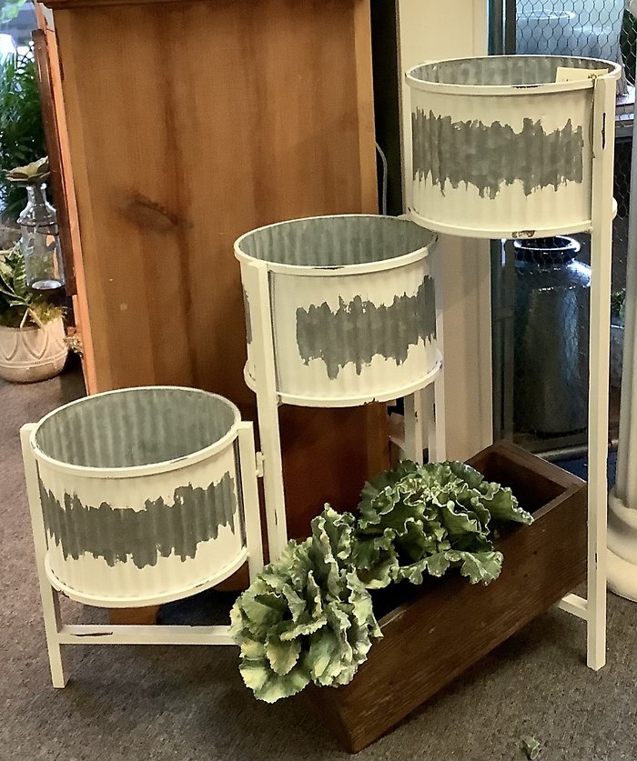 Whitewash Galvanized 3-planter Stand