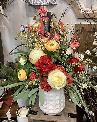 Reds and Yellow Arrangement
